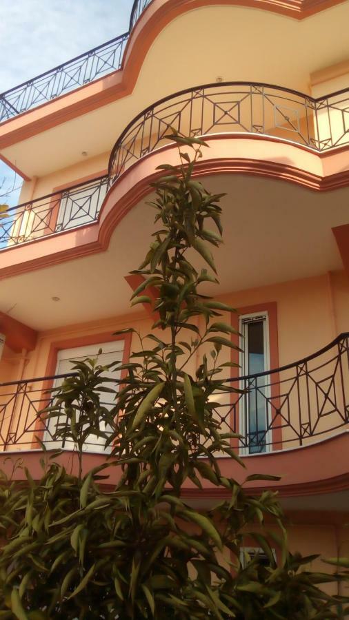 Maria Lux Apartments Volos Esterno foto